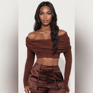 Fashion Nova Off-Shoulder Ruched Crop Top in Chocolate Brown